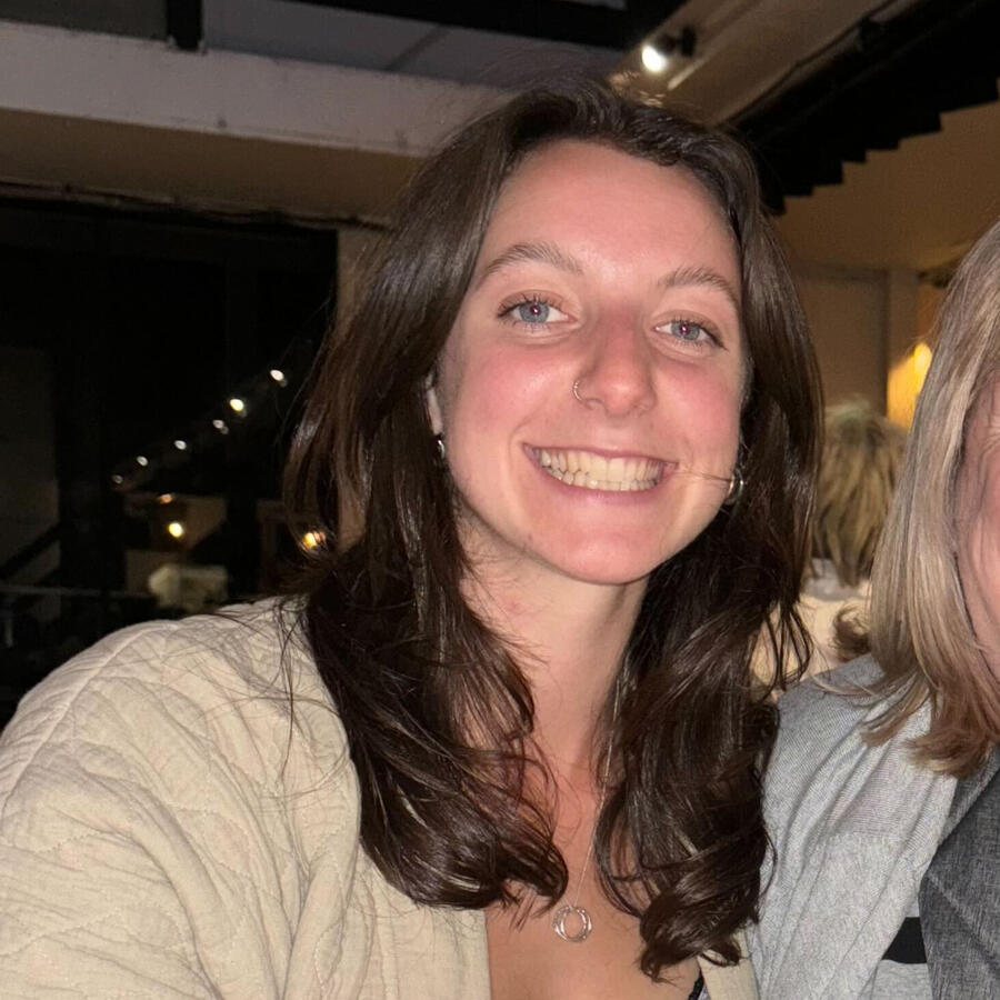 Joëlle - she/her Fundraising Team