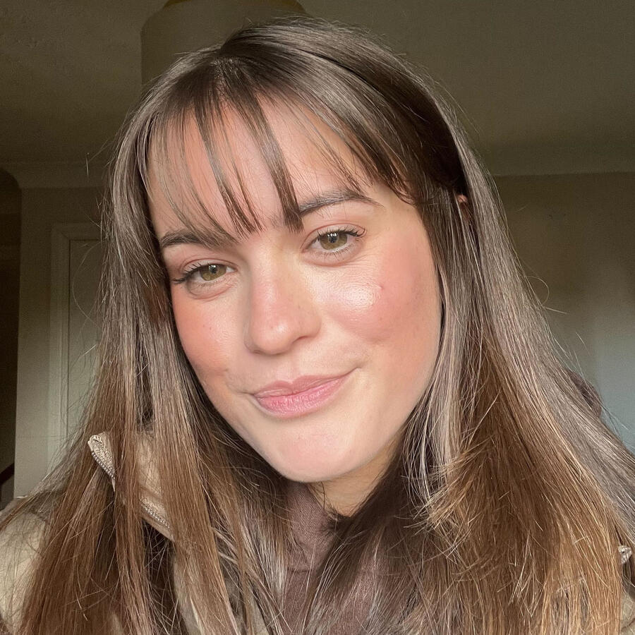 Eleanor - she/her Outreach Team